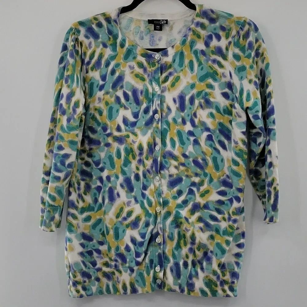 East 5th White Sweater Multi-Color Abstract Design size Petite Medium